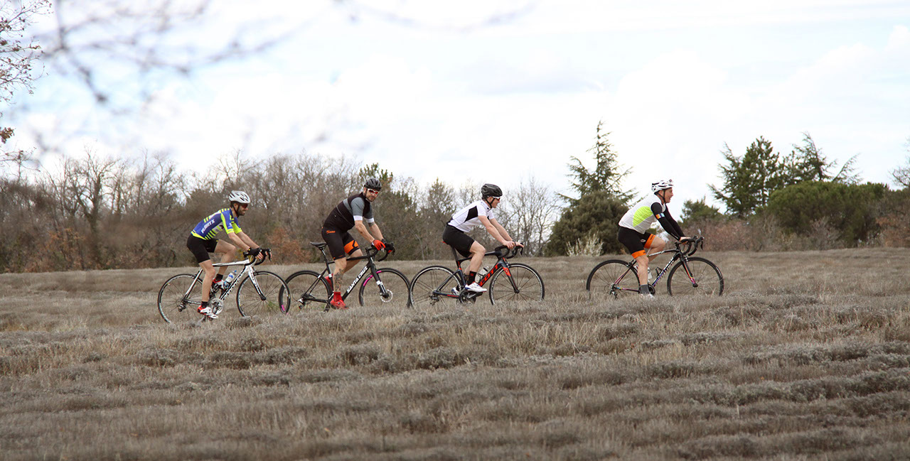 Luberon en vélos. Provence Premium Cycling Adventure.